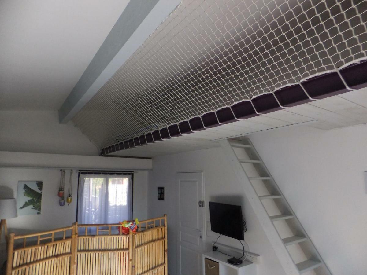 Gite Les Esparrus Villecroze Exterior foto